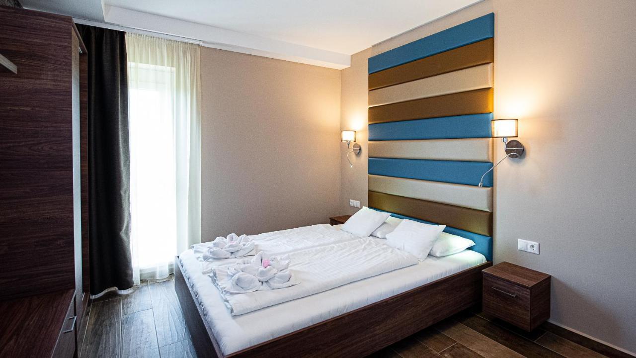 Aranyszarvas Panzio, Etterem Es Grillterasz Apartment Bagian luar foto