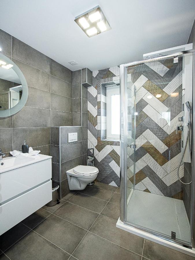 Aranyszarvas Panzio, Etterem Es Grillterasz Apartment Bagian luar foto
